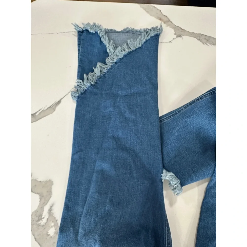 For The Republic Womens Cropped Flare Jeans Blue Raw Fringe Hem Size 12 - Picture 3 of 5